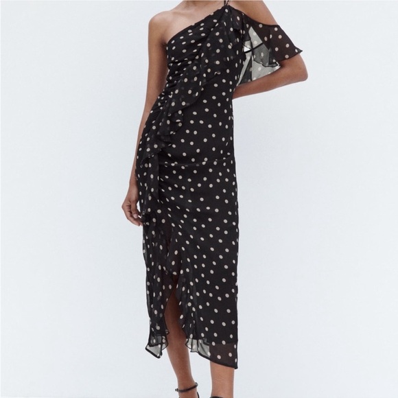 Zara Polka dot dress with ruffles - size small - NWT - Picture 1 of 5